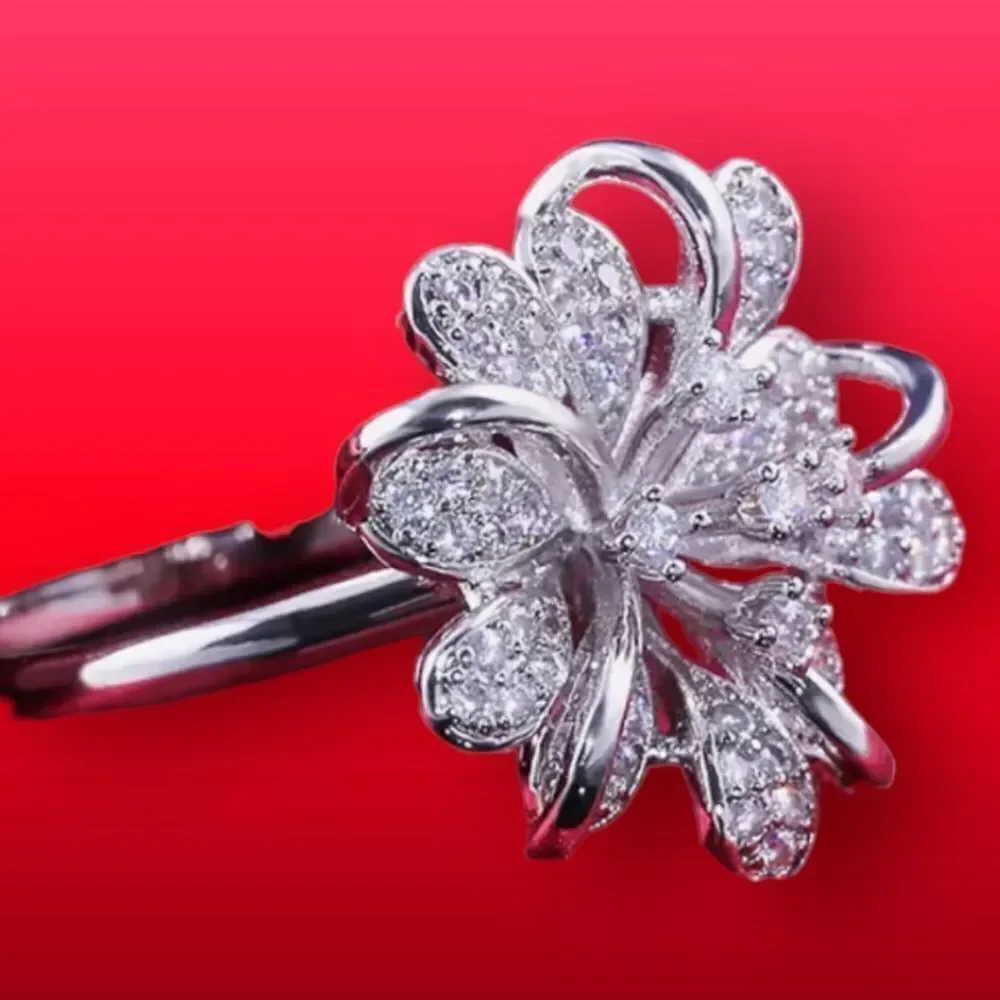 ‎BEAUTIFUL STATEMENT FLOWER RING, SZ8